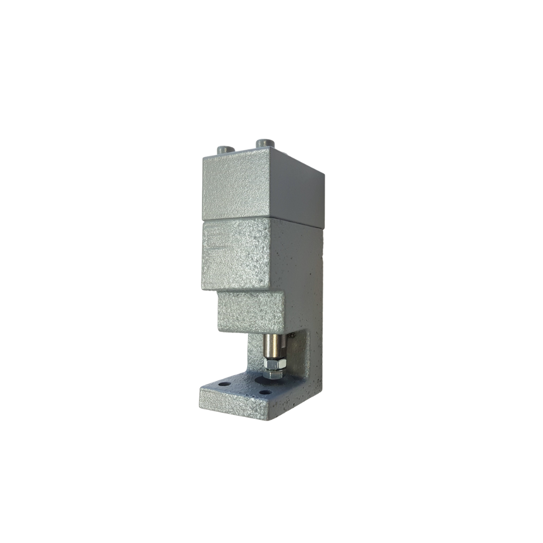 Cutting pressure regulator