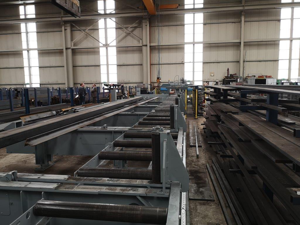 Schleppketten-Querförder-System